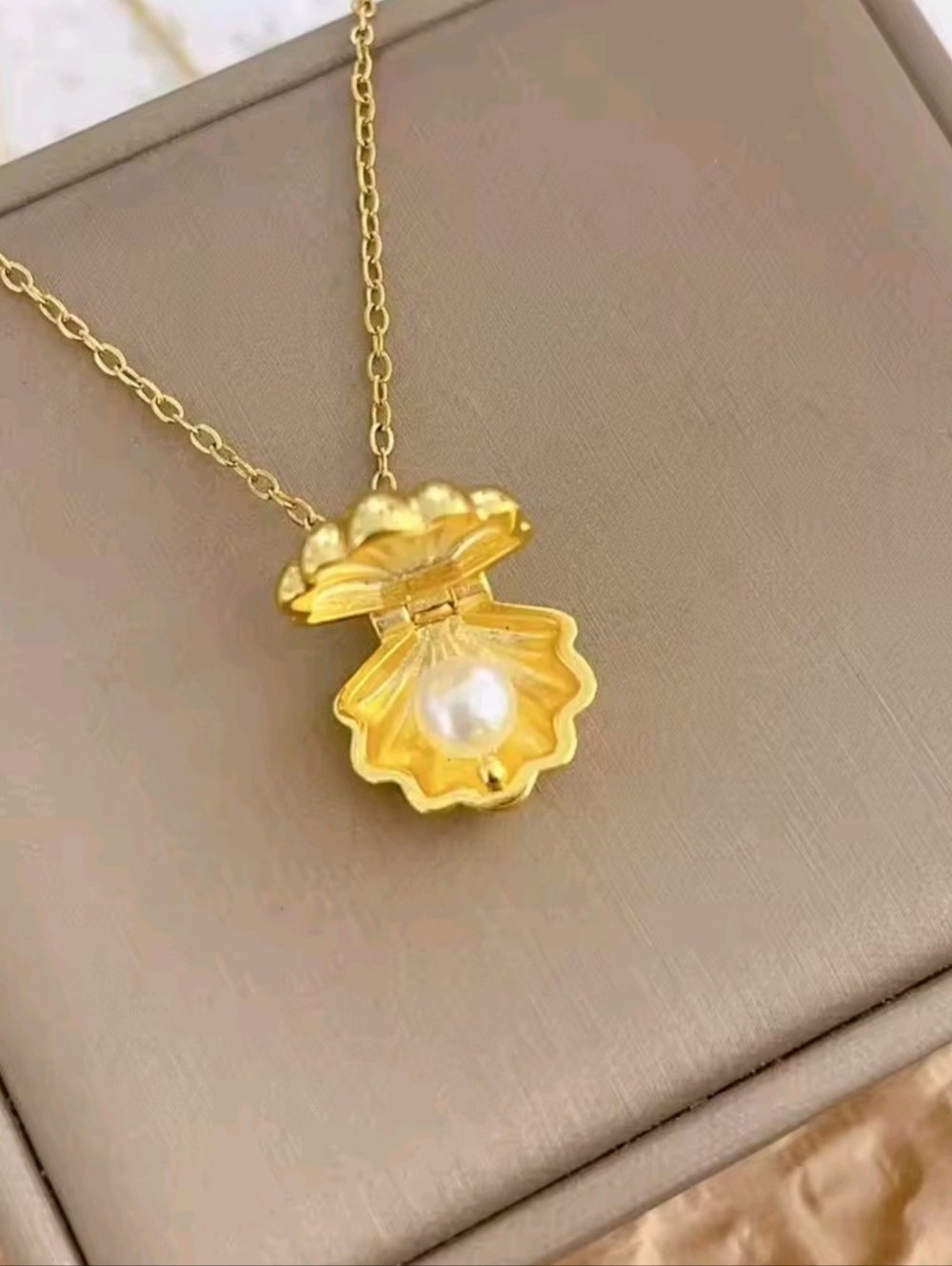 Seashell Pearl Locket Necklace 18K Gold Plated Openable Shell Pendant